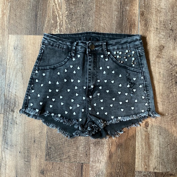 Pants - High Waisted Heart Black Denim Shorts🖤🤍